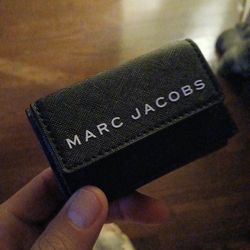 Authentic MARC JACOBS Mini Trifold Wallet Black 