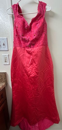 Reddish/pinkish Bridesmaid Dress