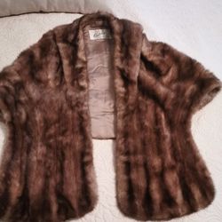 FUR BY CARLETON'S MOUNTAIN BROOK" SHORT SLEEVE FUR

