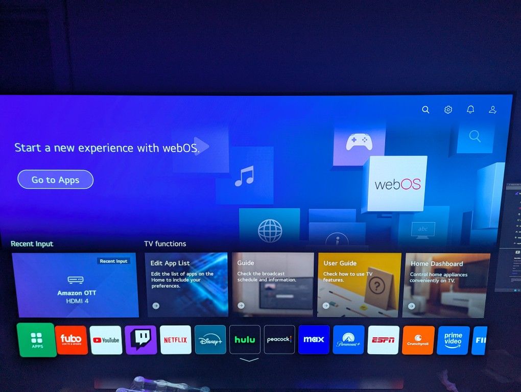 Moving  Act Quick - LG C1 OLED 65 Inch