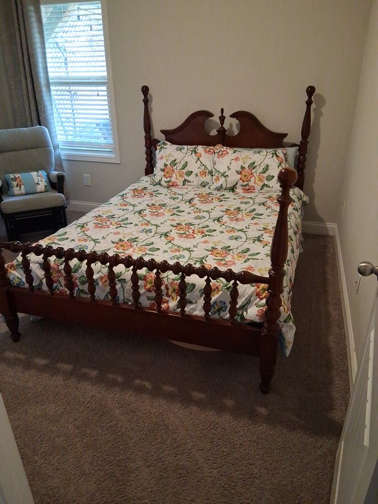 Queen Bed Frame And Dresser