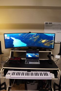 Samsung Odyssey G9 (G95C)