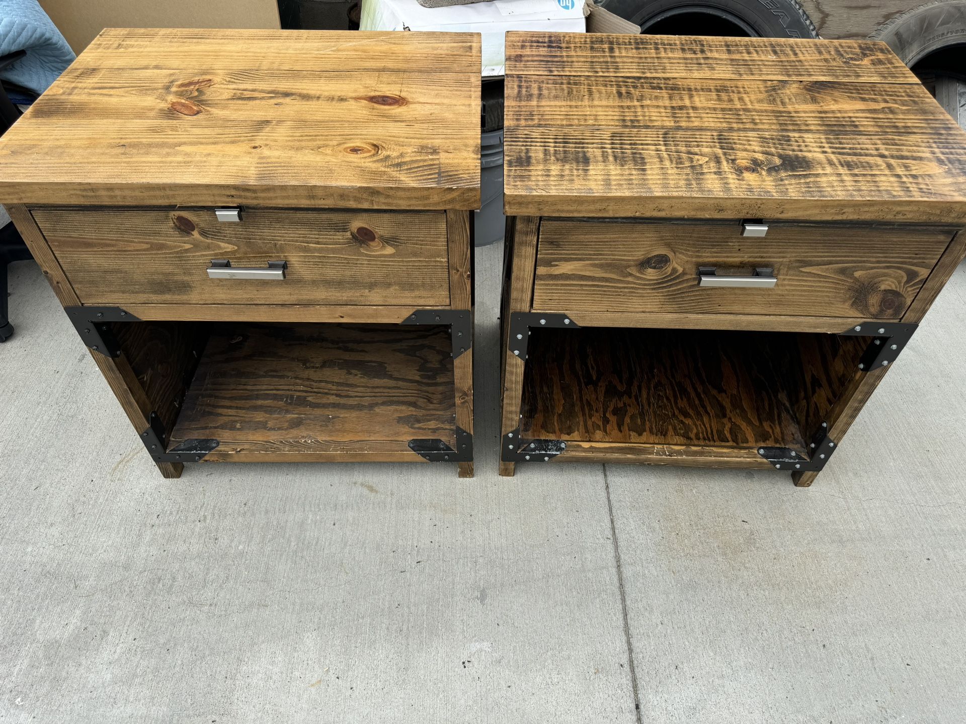 Rustic Nightstand Tables 