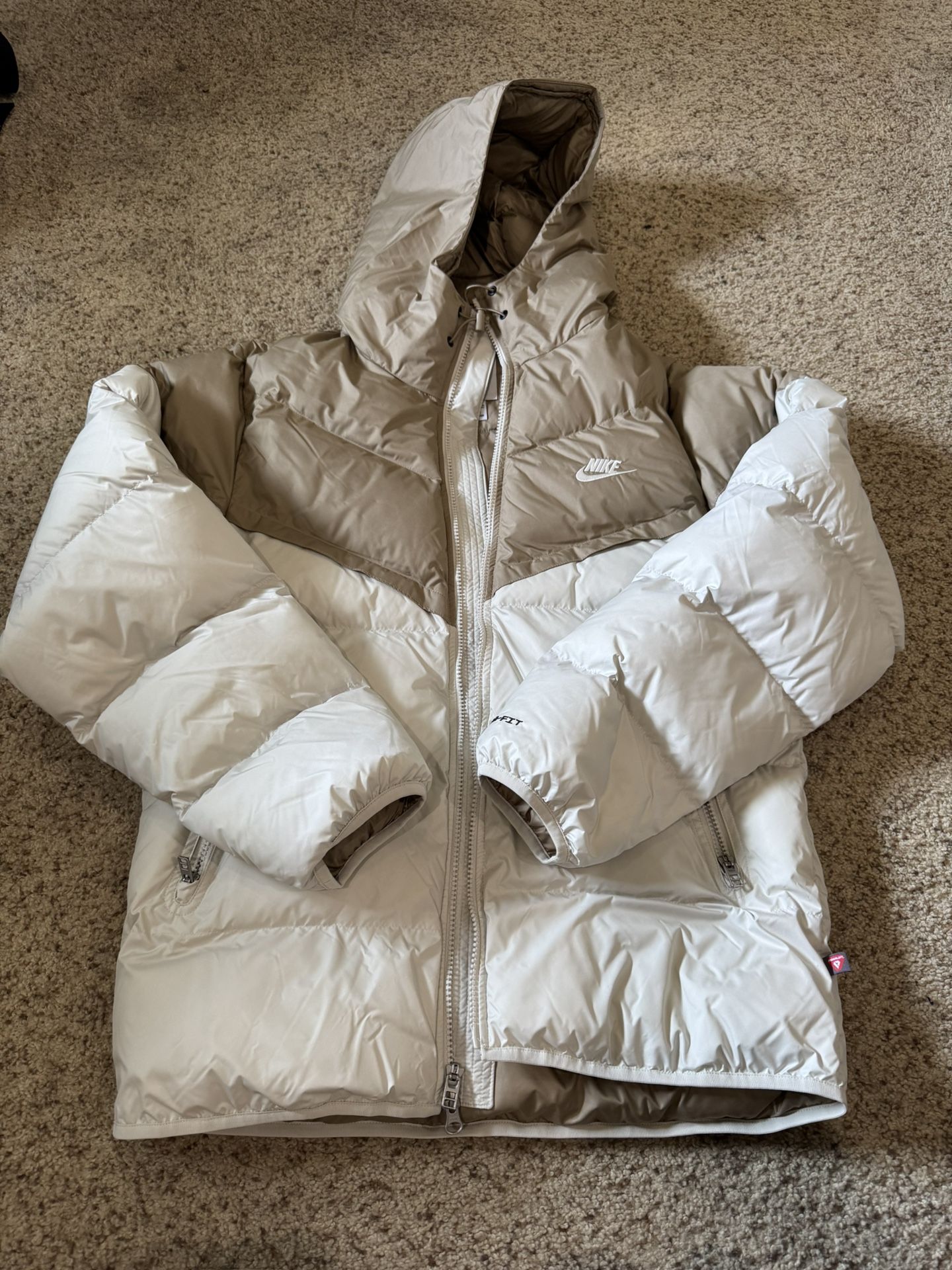 Nike Storm Fit Hooded Puffer Jacket