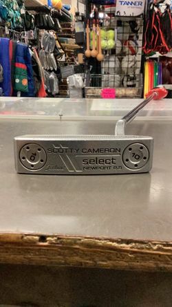 Used Titleist Scotty Cameron Select Newport 2.5 34” Putter