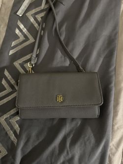 Tommy Hilfiger Bag