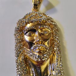 JESUS CHARM GOLDPLATED QUALITY,DIJE 