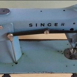 Singer Sewing Machine