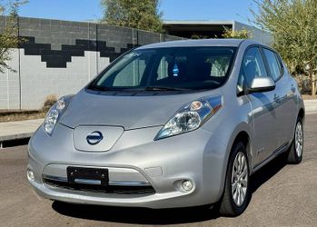 🚨 Auction this Saturday - 2017 Nissan LEAF 4 Door Hatchback