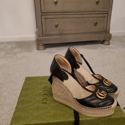 GUCCI Leather Black Espadrilles