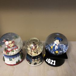 DECORATING PIECES  $13 EACH ONE