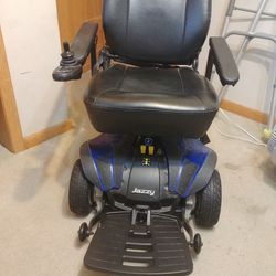 Motorized wheelchair(Scooter) Jazzy Select Elite