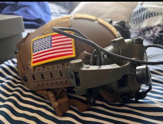 Kevlar Military Tactical Combat Helmet