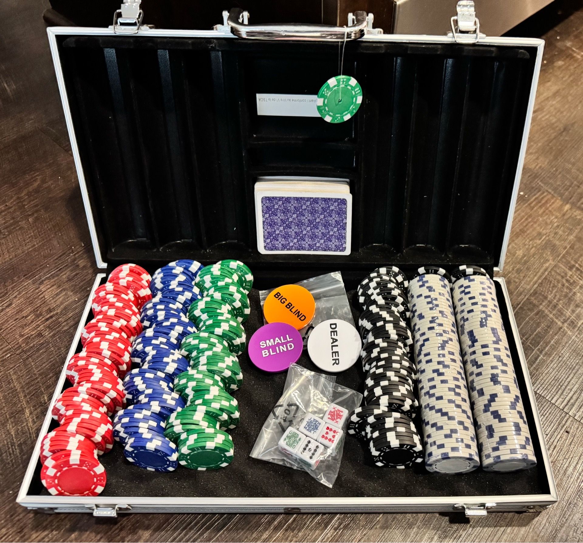 Poker Chip Set - Like New