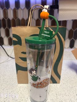 Starbucks x Peanuts collection