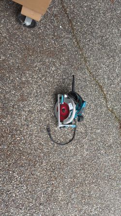 makita left handed 7 1/4” corded saw