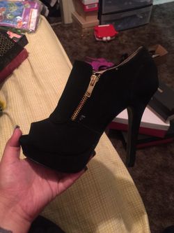 Heels Size 7