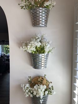 Set Of 3 Metal Wall Hanger Baskets