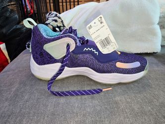 adidas D.O.N. Issue 3 GCA Low Top Purple Basketball GV7264