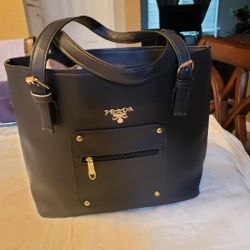 Beautiful lady Purse It's Brand New No Used