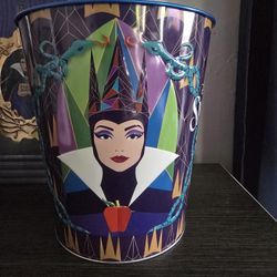 Cinemark Snow White Tin Popcorn Bucket
