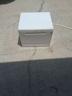 Danby Countertop Dishwasher White