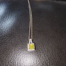 Yellow Diamond Pendant With Gold Chain 