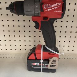 Milwaukee Fuel Brushless Hammer Drill 