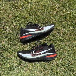 NIKE GT CUT 1 HYPER CRIMSON SIZE 11