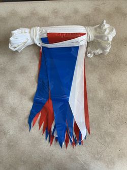 100 foot red, white, and blue pendant