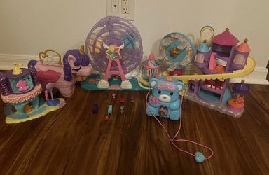 Mattel Polly Pocket Rainbow Funland Theme Park Toy House Amusement Fair Toy Lot
