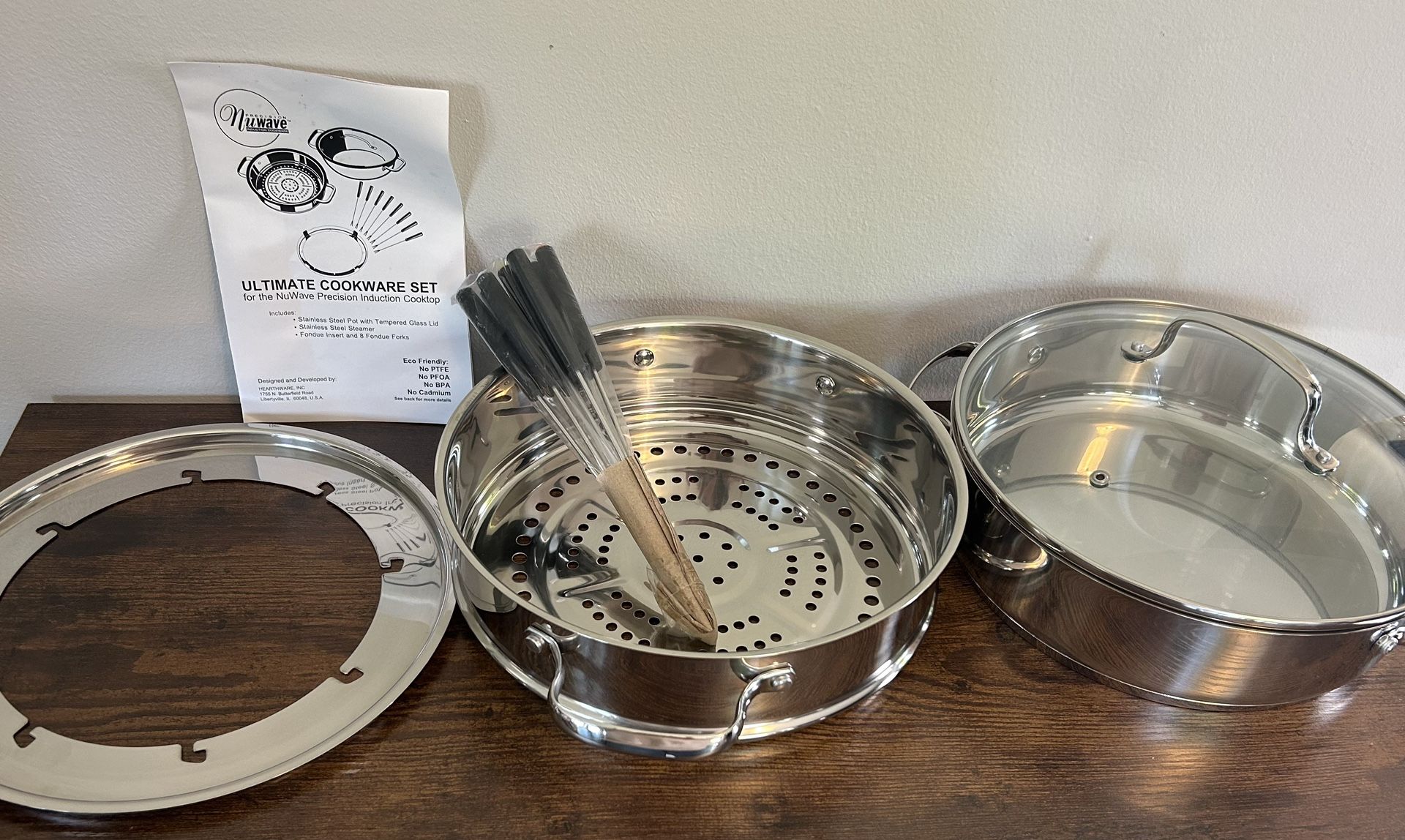 New Nuwave Induction Cookware Fondue Set