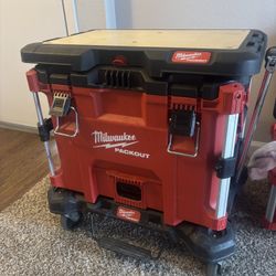 Milwaukee Pack out Bundle 