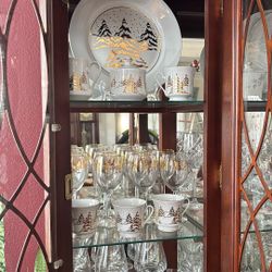 Meiwa Art Holiday Reflections Table setting