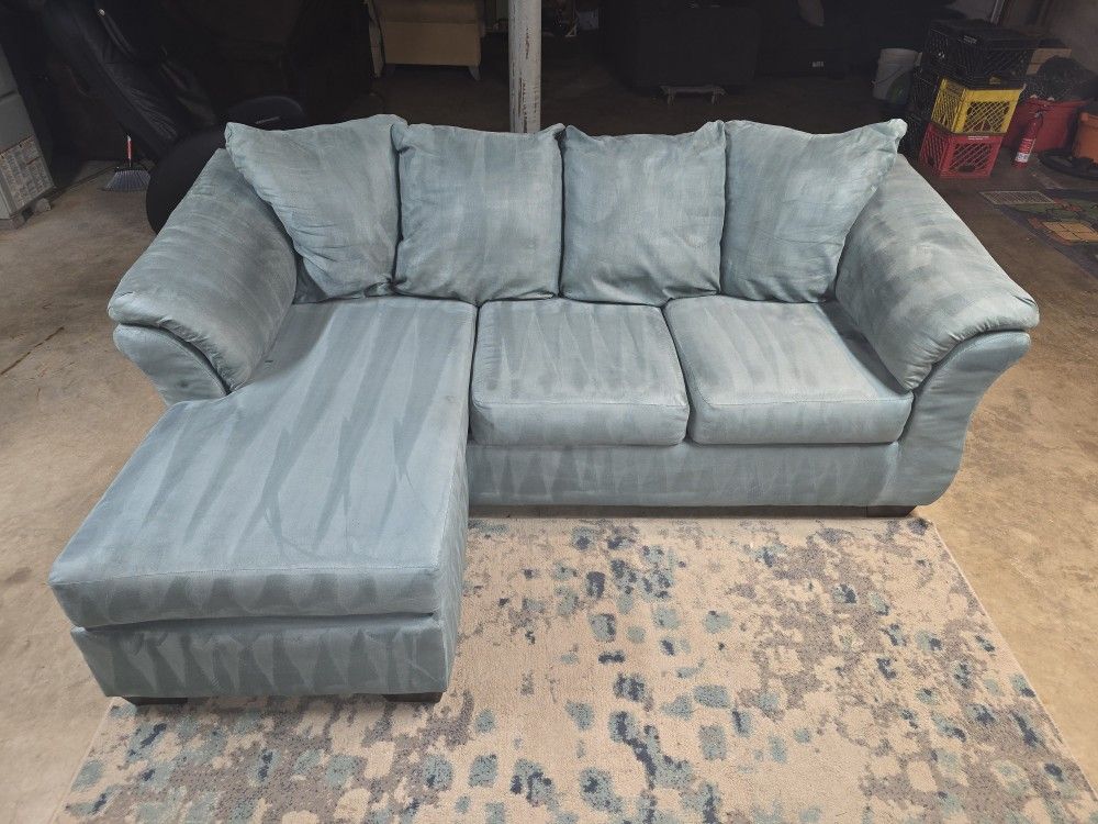 Signature Design by Ashley Darcy Sectional Sofa w/ Reversible Chaise