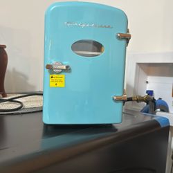 Min Refrigerator 