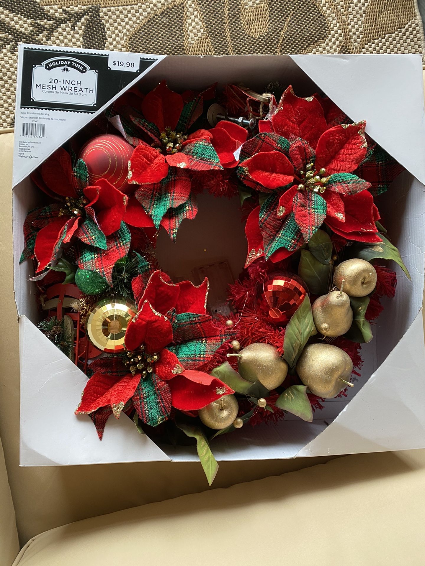 Red Wreath Christmas/holiday 20”