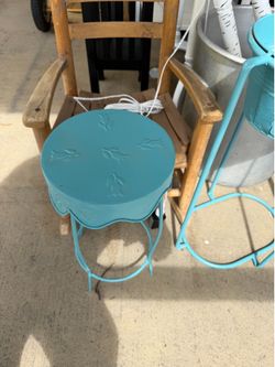 metal plant stands