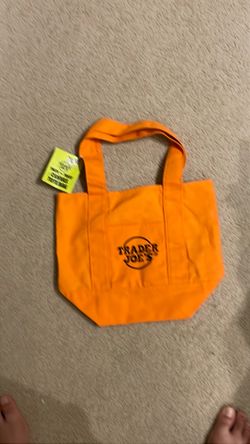Trader Joe’s mini tote fall/halloween