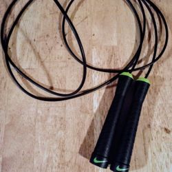 NIKE JUMP ROPE