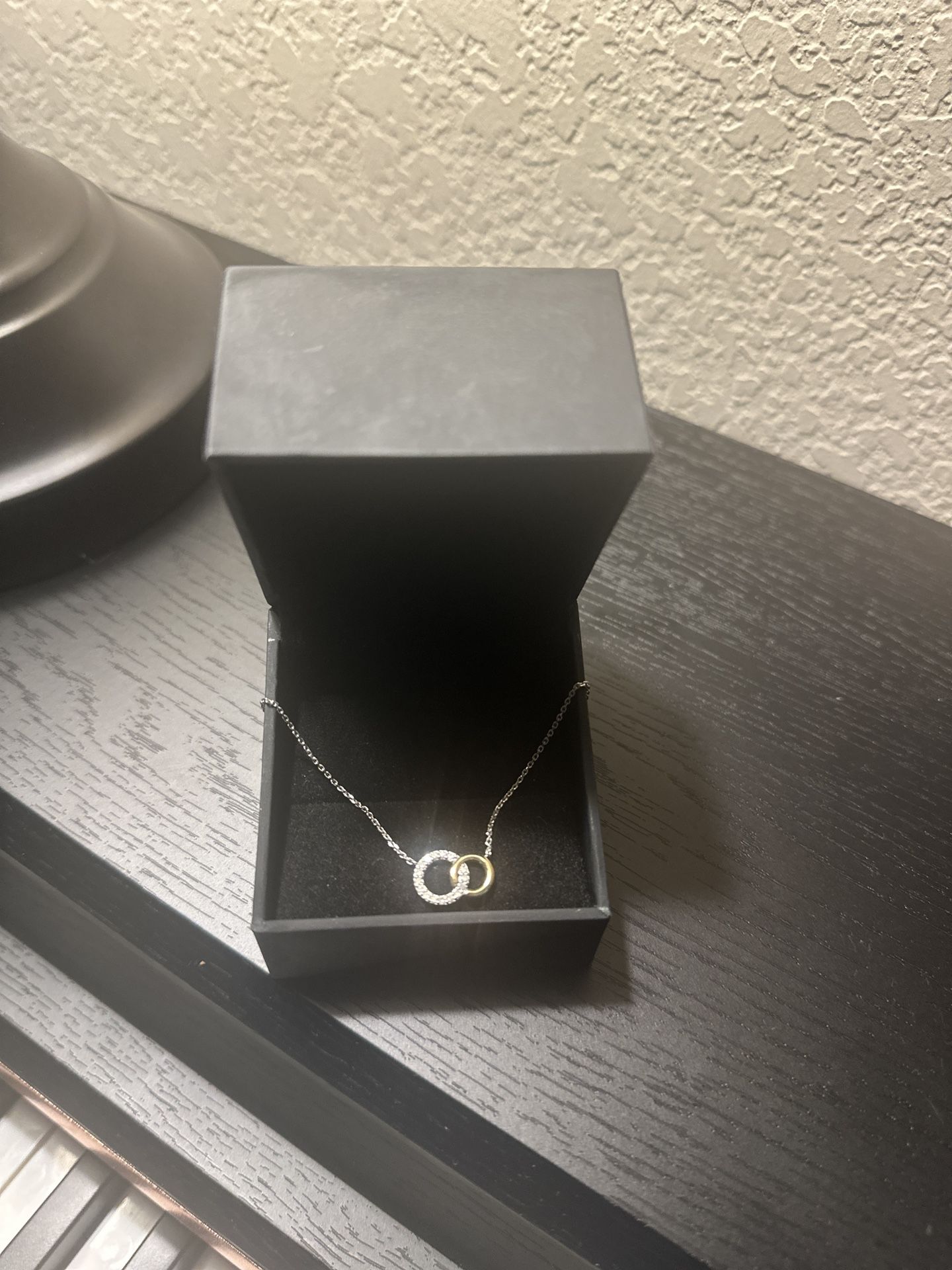 Kay Diamond Interlocking Circles Necklace 1/6 ct tw Sterling Silver & 10K Yellow Gold 18"