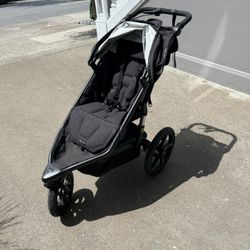 BOB Gear Revolution Flex 3.0 Jogging Stroller – Black – Excellent Condition