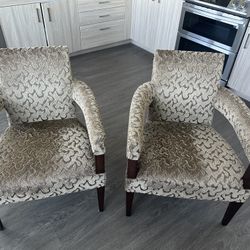 Arm chairs 