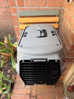 Medium Pet carrier , guala para mascota