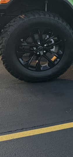 Factory Jeep Gladiator 20” Wheels 