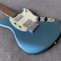 Fender "Mustang Special", Made in Japan (), Lake Placid Blue, NOS / Mint!