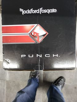 Rocksfosgate T2500 Amplifier