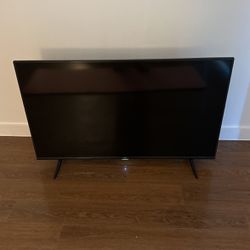 TCL roku tv MOVING OUT SALE