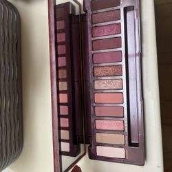 Urban Decay Cherry Eyeshadow Palette For Sale
