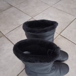 Womens Totes Snow Boots Size 9